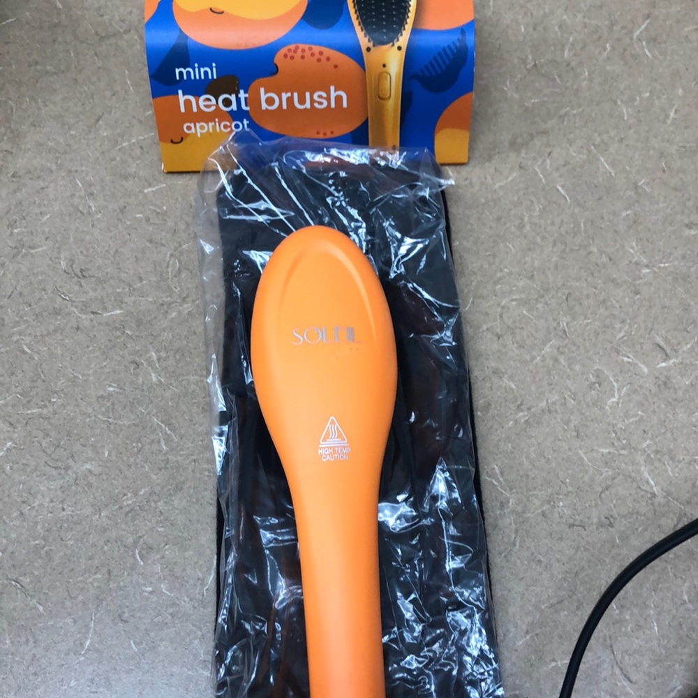 Soleil mini heat brush